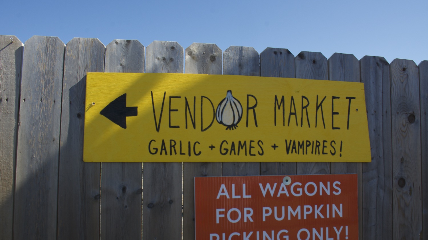 Garlic Festival signs
